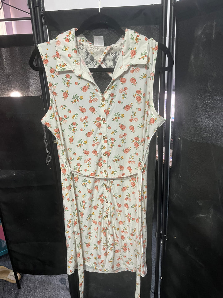 White Floral Dress – Elegant & Light